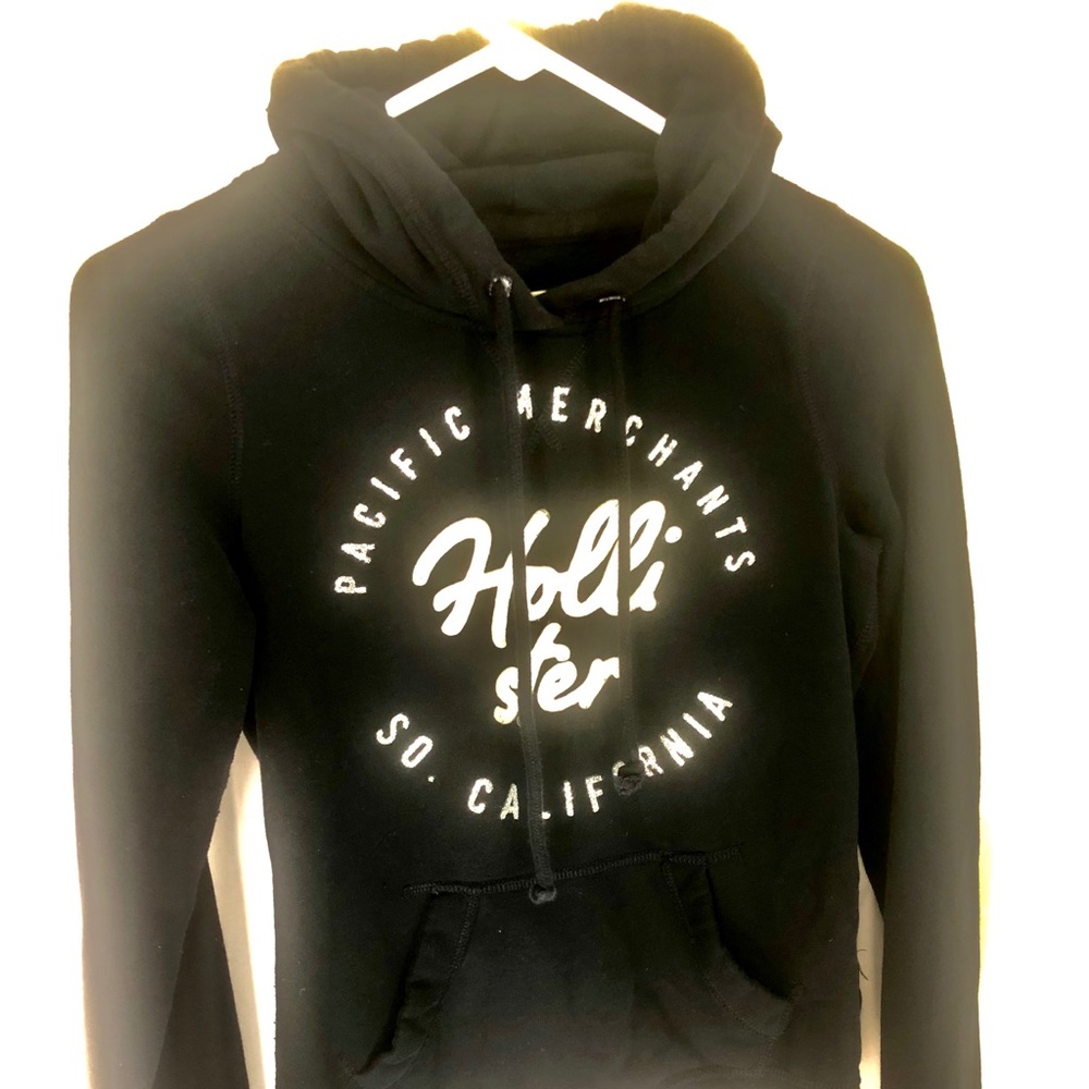 🌻Hollister sweatshirt just like new extra small
